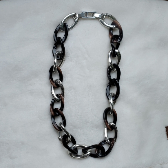 Brighton Jewelry - Gorgious Brighton Twisted Oval Link Necklace Multi